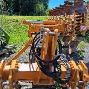 foto DEMO plough 6+1 shares max30cm tractor agro field