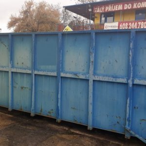 foto container 4.3 x 2.3 x 2m eye 125cm doors (up to 12t trucks)