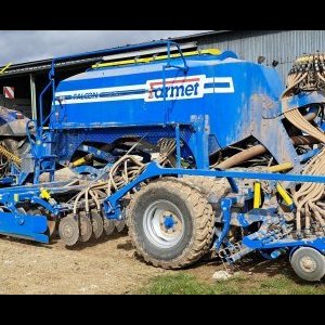 foto 6-9ha/h seeder 48+24 coulters Farmet Falcon6 seeder agro tractor trailer