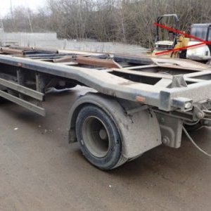 foto 24t trailer 3axles air for containers Svan TCH24