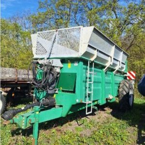 foto 15m3 agro spreader trailer tractor (min.130HP) Samson SP15