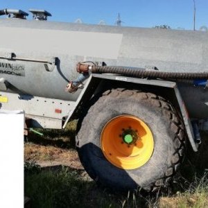 foto 8.4m3 agro tank-trailer 1axle slurry