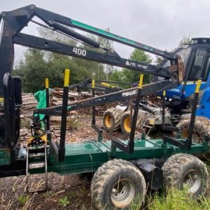 foto 5.45t load 4.5t/5m3 forwarder chains+belts 8x8 wood 9.95t forestry timber ENTRACON Delaware