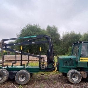 foto 5.45t load 4.5t/5m3 forwarder chains+belts 8x8 wood 9.95t forestry timber ENTRACON Delaware