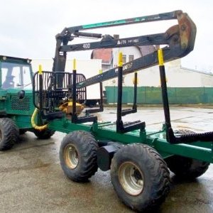 foto 5.45t load 4.5t/5m3 forwarder chains+belts 8x8 wood 9.95t forestry timber ENTRACON Delaware