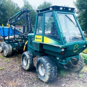 foto 5.45t load 4.5t/5m3 forwarder chains+belts 8x8 wood 9.95t forestry timber ENTRACON Delaware