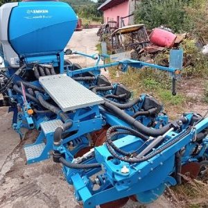 foto 6m/8rows Lemken Azurit 9 corn sowing machine for tractor (tank 2020) agro