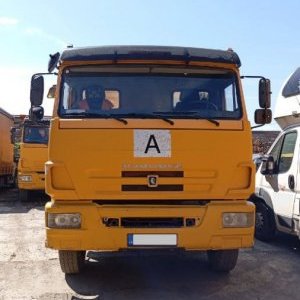 foto 17m3 Kamaz 8x4 dumper tipper