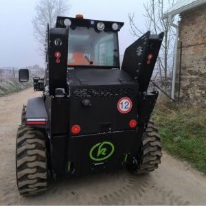 foto newish 3.3t skidsteer loader Kovaco Elise 900