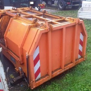 foto garbage press 2.5+3.5 m3 platform for Multicar M25 M26 M30