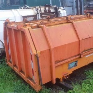 foto garbage press 2.5+3.5 m3 platform for Multicar M25 M26 M30