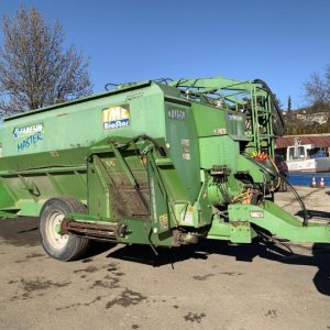 foto agro 10.5m3 bio crusher mixer trailer+crane composter