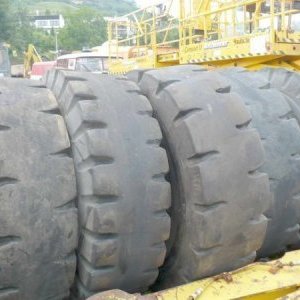 foto tires 18x25 40 PR heavy load (container loaders